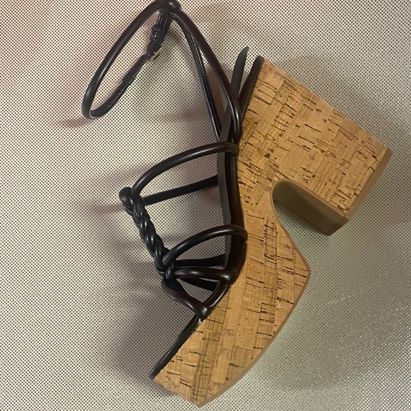 Nine West Black Strappy Platform Sandals - Picture 4 of 8